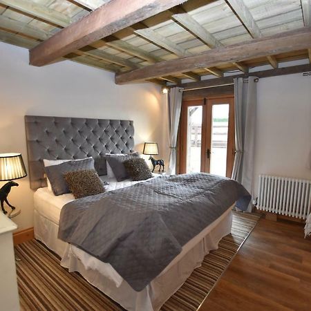 Oak Tree Stables Cottage Birmingham Zewnętrze zdjęcie