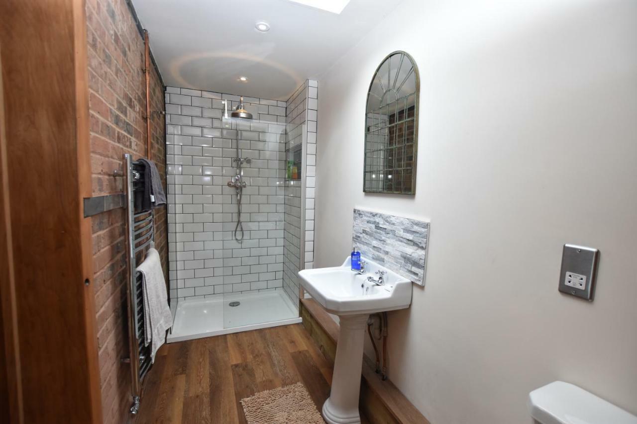 Oak Tree Stables Cottage Birmingham Zewnętrze zdjęcie